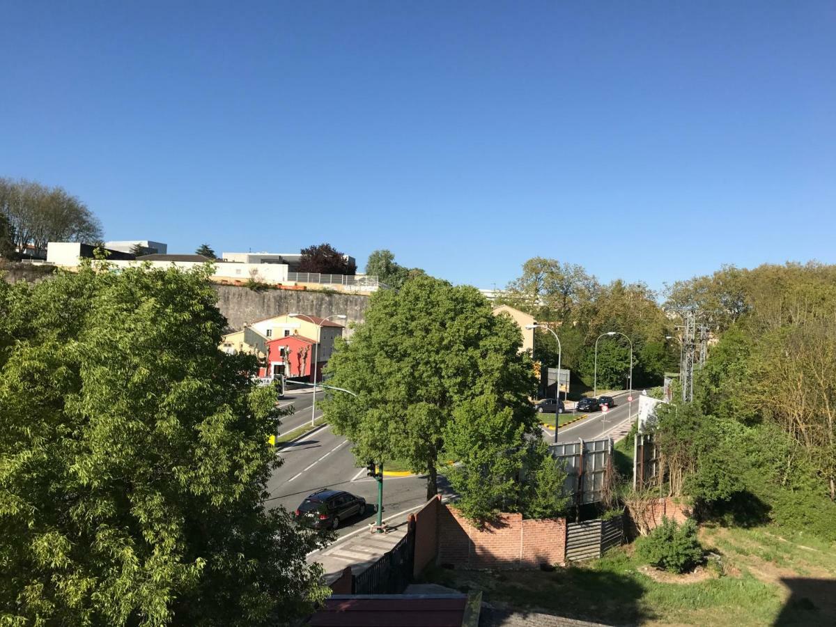 Lindux Apart Pamplona Eksteriør bilde